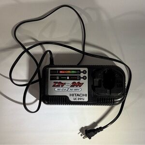 HITACHI CHARGER UNIVERSAL 7.2-24V Li-ION #UC24YJ - TESTED AND WORKING